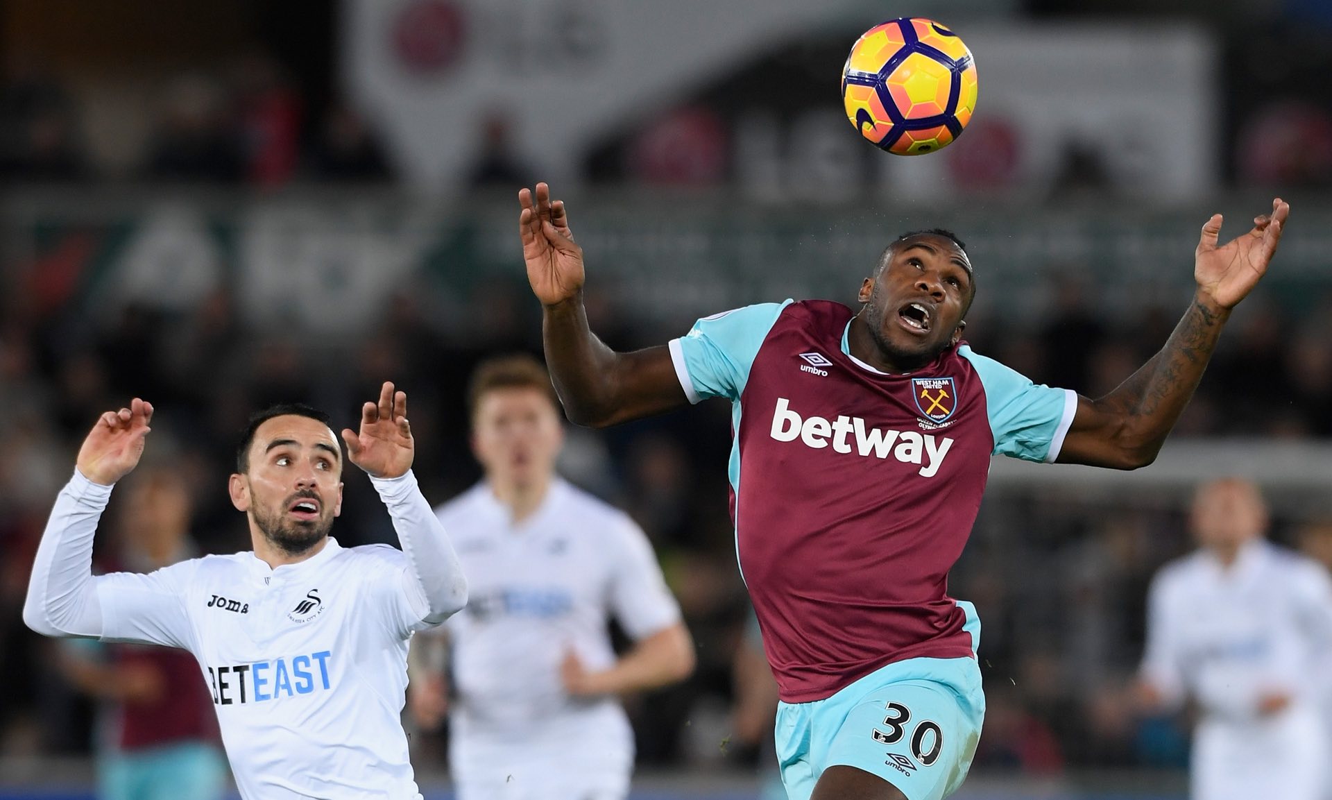 亚杯比赛中 亚杯比赛中